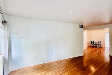 Appartement à louer à Miami, Floride: 3 chambres № 2000064 - photo 15