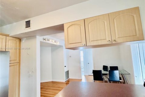 Appartement à louer à Miami, Floride: 3 chambres № 2000064 - photo 11