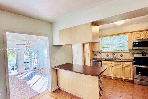 Appartement à louer à Miami, Floride: 3 chambres № 2000064 - photo 5