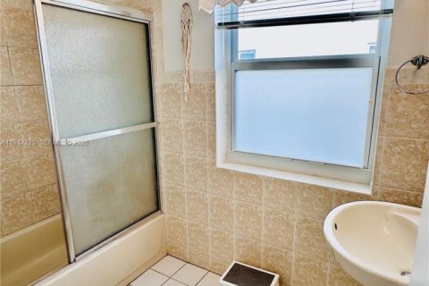 Appartement à louer à Miami, Floride: 3 chambres № 2000064 - photo 25