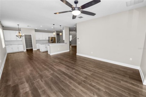 Villa ou maison à vendre à Auburndale, Floride: 5 chambres, 394.56 m2 № 1780479 - photo 7