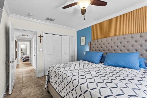 Casa en venta en Tampa, Florida, 3 dormitorios, 192.31 m2 № 1598163 - foto 21