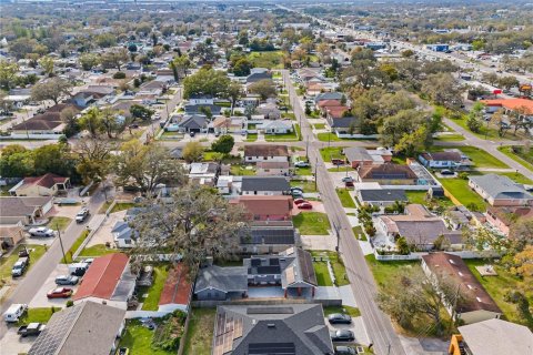 Casa en venta en Tampa, Florida, 3 dormitorios, 192.31 m2 № 1598163 - foto 4