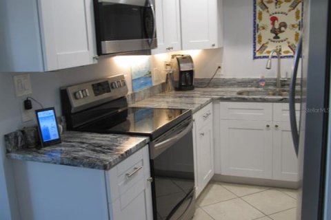 Condominio en venta en Port Charlotte, Florida, 1 dormitorio, 62.43 m2 № 1723662 - foto 14