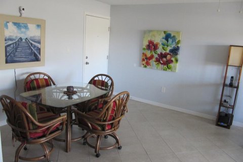 Condominio en venta en Port Charlotte, Florida, 1 dormitorio, 62.43 m2 № 1723662 - foto 7