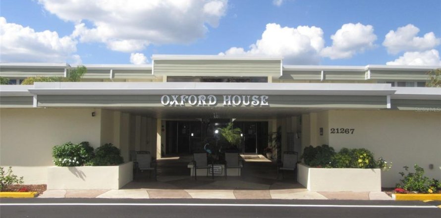 Condominio en Port Charlotte, Florida, 1 dormitorio № 1723662
