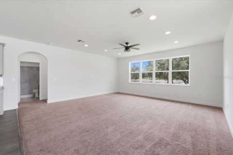 House in Sebring, Florida 4 bedrooms, 268.02 sq.m. № 2258830 - photo 20