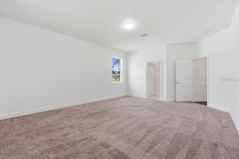 House in Sebring, Florida 4 bedrooms, 268.02 sq.m. № 2258830 - photo 22