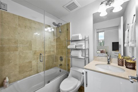 Condo in Aventura, Florida, 3 bedrooms № 1971368 - photo 19