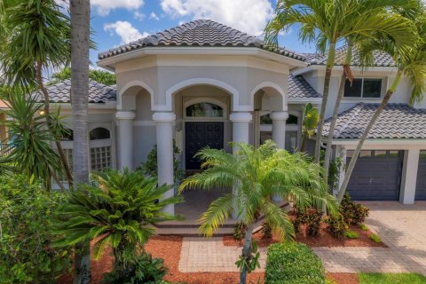House in Boca Raton, Florida 5 bedrooms, 297.1 sq.m. № 2244897 - photo 4