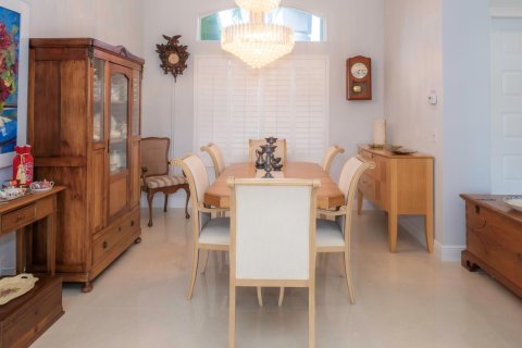 House in Boca Raton, Florida 5 bedrooms, 297.1 sq.m. № 2244897 - photo 9