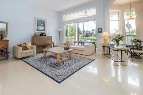 House in Boca Raton, Florida 5 bedrooms, 297.1 sq.m. № 2244897 - photo 14