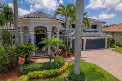 House in Boca Raton, Florida 5 bedrooms, 297.1 sq.m. № 2244897 - photo 3