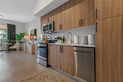 Снять в аренду виллу или дом в Дания-Бич, Флорида № 2050078 - фото 11