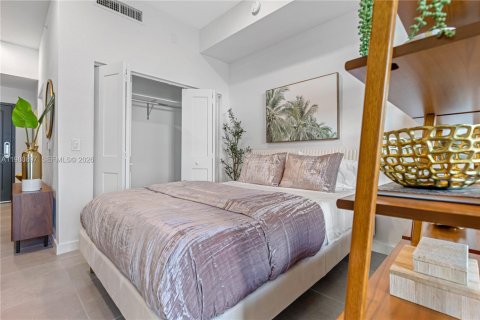 Снять в аренду виллу или дом в Дания-Бич, Флорида № 2050078 - фото 5