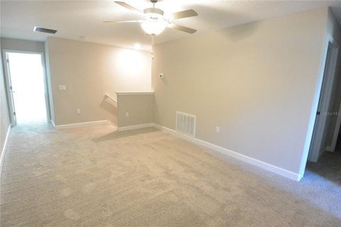 Townhouse in Lutz, Florida 3 bedrooms, 215.44 sq.m. № 2394365 - photo 20