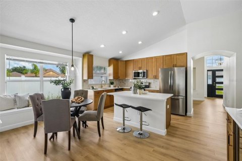 Casa en venta en Lutz, Florida, 5 dormitorios, 204.94 m2 № 2377530 - foto 14