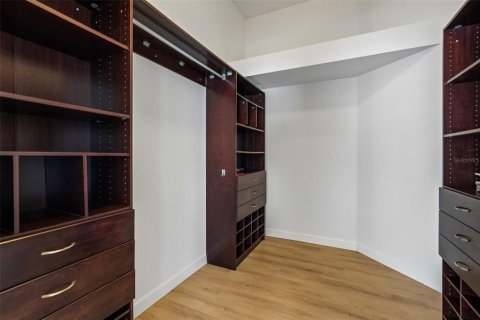 Casa en venta en Lutz, Florida, 5 dormitorios, 204.94 m2 № 2377530 - foto 21