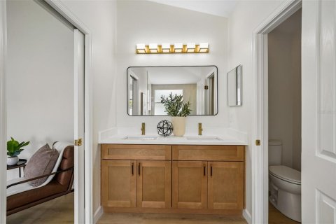 Casa en venta en Lutz, Florida, 5 dormitorios, 204.94 m2 № 2377530 - foto 12