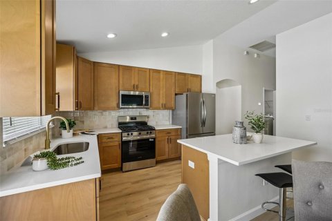 Casa en venta en Lutz, Florida, 5 dormitorios, 204.94 m2 № 2377530 - foto 9