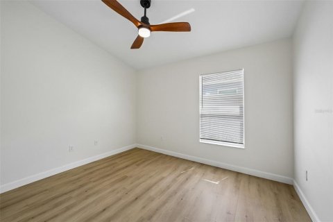 Casa en venta en Lutz, Florida, 5 dormitorios, 204.94 m2 № 2377530 - foto 25