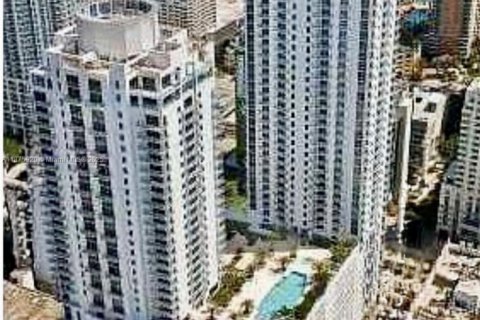 Снять в аренду кондоминиум в Майами, Флорида 1 спальня, 56.11м2, № 1943821 - фото 16