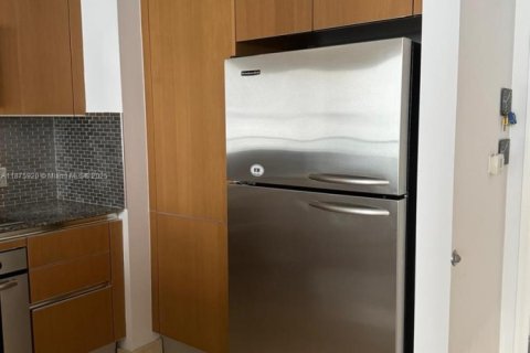 Снять в аренду кондоминиум в Майами, Флорида 1 спальня, 56.11м2, № 1943821 - фото 10