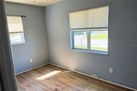 Villa ou maison à louer à Gulfport, Floride: 4 chambres, 99.22 m2 № 2425729 - photo 6