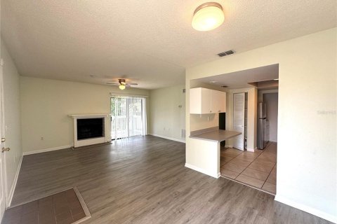 Apartamento en alquiler en Orlando, Florida, 2 dormitorios, 104.52 m2 № 1871027 - foto 5