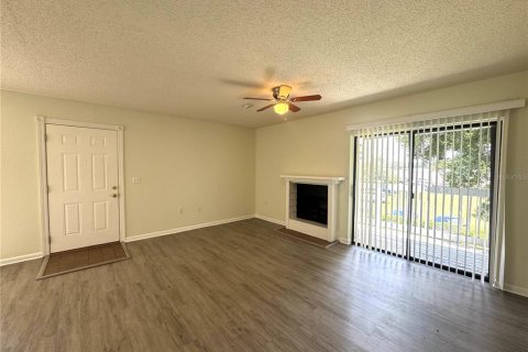 Apartamento en alquiler en Orlando, Florida, 2 dormitorios, 104.52 m2 № 1871027 - foto 3