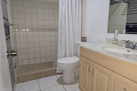 House in Miramar, Florida 2 bedrooms, 84.73 sq.m. № 1791080 - photo 18