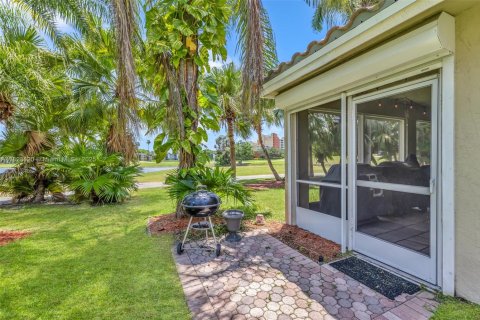 Villa ou maison à vendre à Weston, Floride: 3 chambres, 179.3 m2 № 1939935 - photo 28
