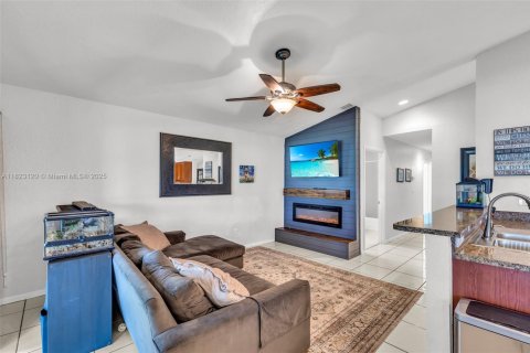 Villa ou maison à vendre à Weston, Floride: 3 chambres, 179.3 m2 № 1939935 - photo 15