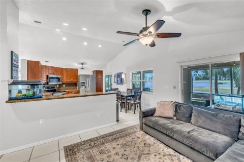 Villa ou maison à vendre à Weston, Floride: 3 chambres, 179.3 m2 № 1939935 - photo 14