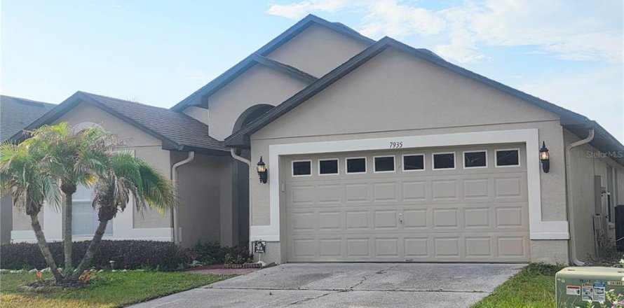 Villa ou maison à Orlando, Floride 4 chambres, 165.92 m2 № 2230655