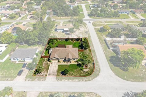 Villa ou maison à vendre à Spring Hill, Floride: 4 chambres, 189.43 m2 № 2416262 - photo 6