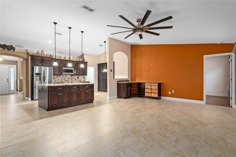 Villa ou maison à vendre à Spring Hill, Floride: 4 chambres, 189.43 m2 № 2416262 - photo 17