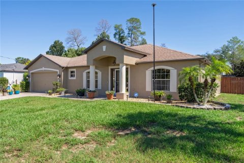 Villa ou maison à vendre à Spring Hill, Floride: 4 chambres, 189.43 m2 № 2416262 - photo 3