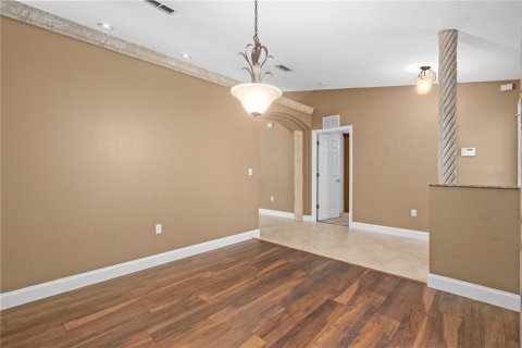 Villa ou maison à vendre à Spring Hill, Floride: 4 chambres, 189.43 m2 № 2416262 - photo 13
