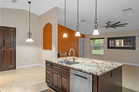 Villa ou maison à vendre à Spring Hill, Floride: 4 chambres, 189.43 m2 № 2416262 - photo 27