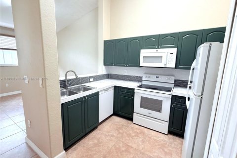 Condominio en alquiler en Homestead, Florida, 3 dormitorios, 99.96 m2 № 1946548 - foto 3