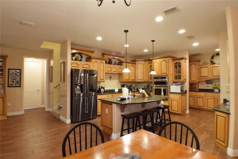 House in San Antonio, Florida 5 bedrooms, 327.39 sq.m. № 1816307 - photo 13