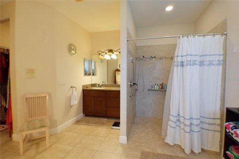 House in San Antonio, Florida 5 bedrooms, 327.39 sq.m. № 1816307 - photo 17
