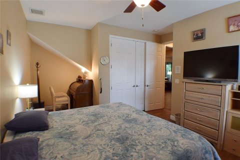 House in San Antonio, Florida 5 bedrooms, 327.39 sq.m. № 1816307 - photo 28