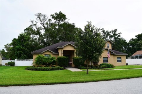 House in San Antonio, Florida 5 bedrooms, 327.39 sq.m. № 1816307 - photo 1