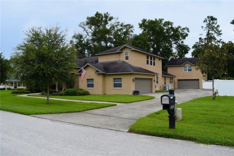 House in San Antonio, Florida 5 bedrooms, 327.39 sq.m. № 1816307 - photo 3