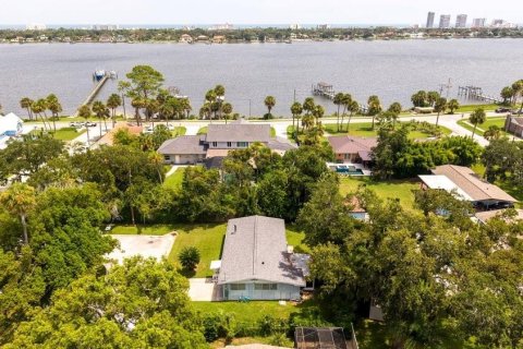 House in Ormond Beach, Florida 2 bedrooms, 93.65 sq.m. № 2361354 - photo 26