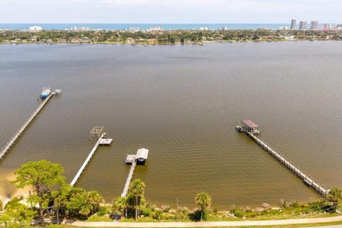 House in Ormond Beach, Florida 2 bedrooms, 93.65 sq.m. № 2361354 - photo 27