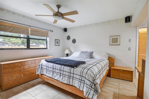 Casa en venta en Plantation, Florida, 2 dormitorios, 151.62 m2 № 2014069 - foto 19