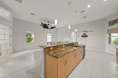 Villa ou maison à vendre à Cape Coral, Floride: 3 chambres, 210.14 m2 № 2109427 - photo 14